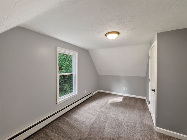 660 Pleasant St, Leicester, MA 01542