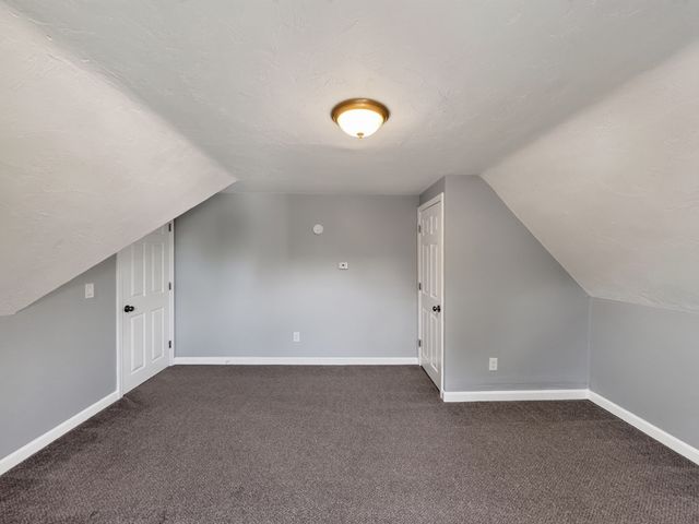 660 Pleasant St, Leicester, MA 01542