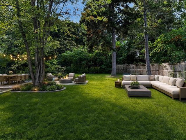 660 Pleasant St, Leicester, MA 01542