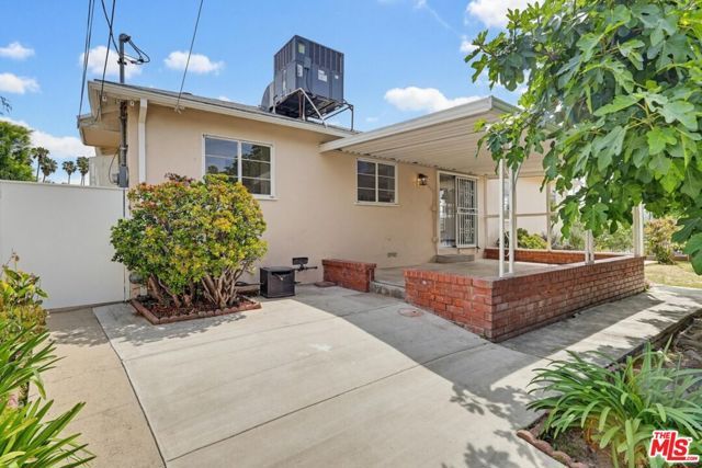 2919 Maxwell Street, Los Angeles, CA 90027