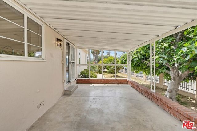 2919 Maxwell Street, Los Angeles, CA 90027