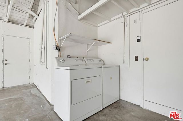 2919 Maxwell Street, Los Angeles, CA 90027