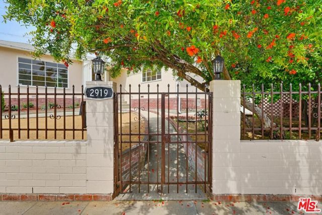 2919 Maxwell Street, Los Angeles, CA 90027