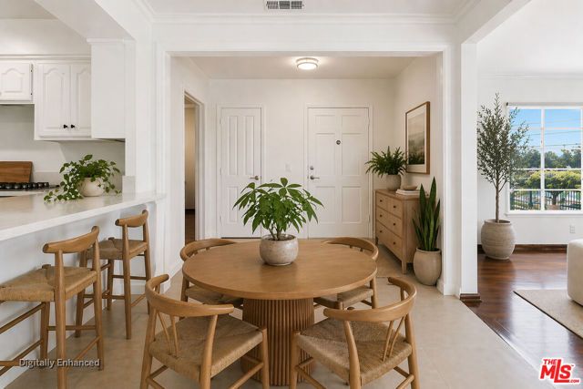 2919 Maxwell Street, Los Angeles, CA 90027