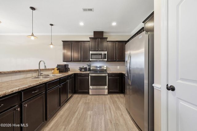 3512 Holman Way B, Greenville, NC 27834