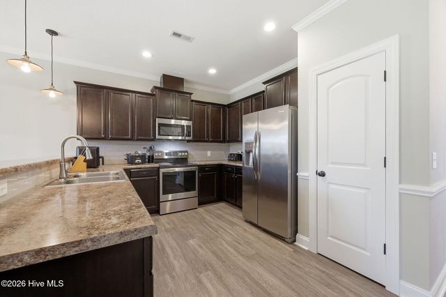 3512 Holman Way B, Greenville, NC 27834