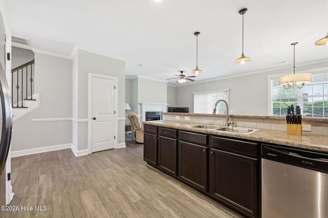 3512 Holman Way B, Greenville, NC 27834