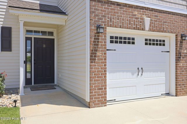 3512 Holman Way B, Greenville, NC 27834