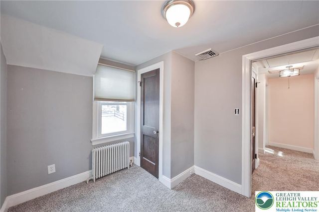 2364 Gruver Avenue, Palmer Twp, PA 18045