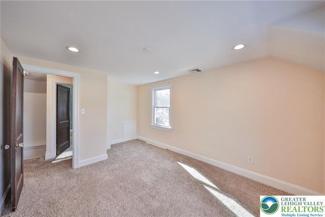 2364 Gruver Avenue, Palmer Twp, PA 18045