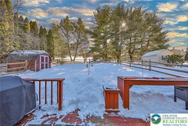 2364 Gruver Avenue, Palmer Twp, PA 18045