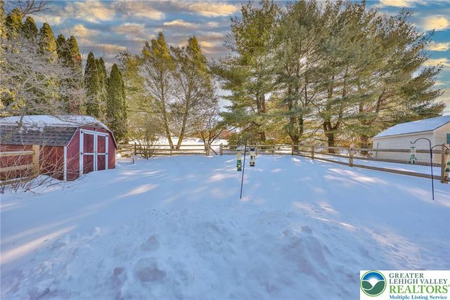 2364 Gruver Avenue, Palmer Twp, PA 18045