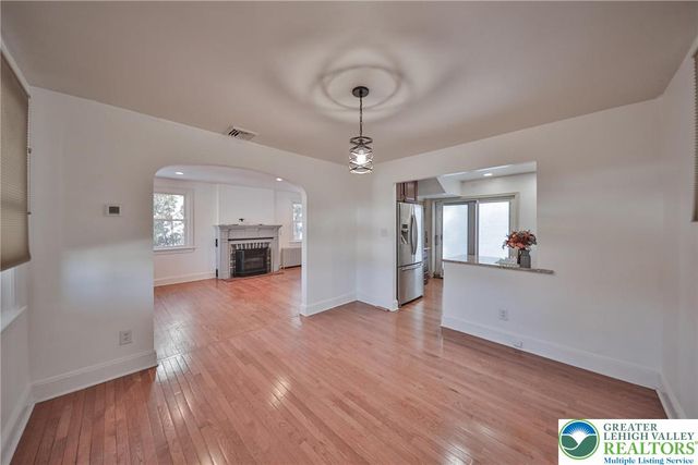 2364 Gruver Avenue, Palmer Twp, PA 18045