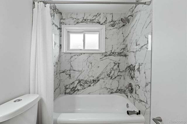 25615 Wohlfeil Street, Taylor, MI 48180