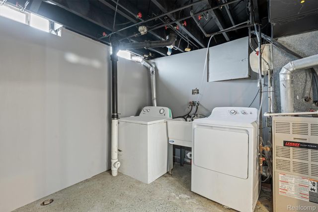 25615 Wohlfeil Street, Taylor, MI 48180