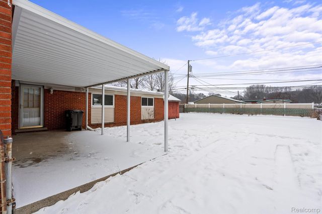 25615 Wohlfeil Street, Taylor, MI 48180