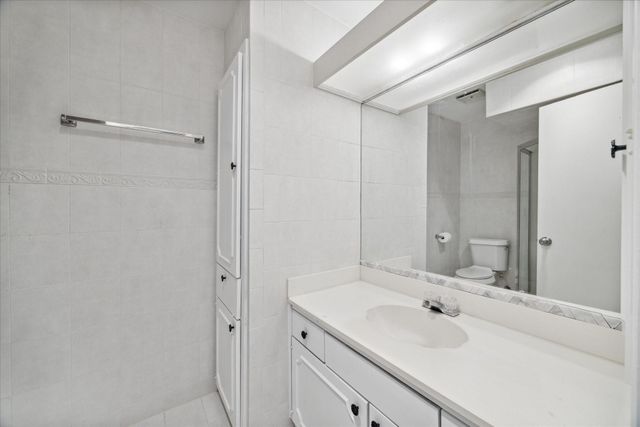 5815 Lynbrook Drive 103, Houston, TX 77057
