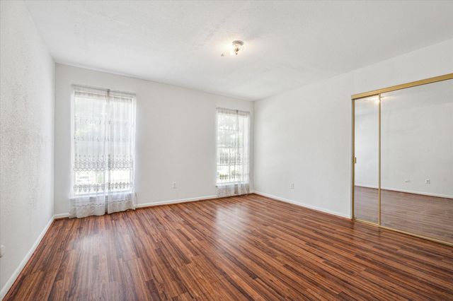 5815 Lynbrook Drive 103, Houston, TX 77057