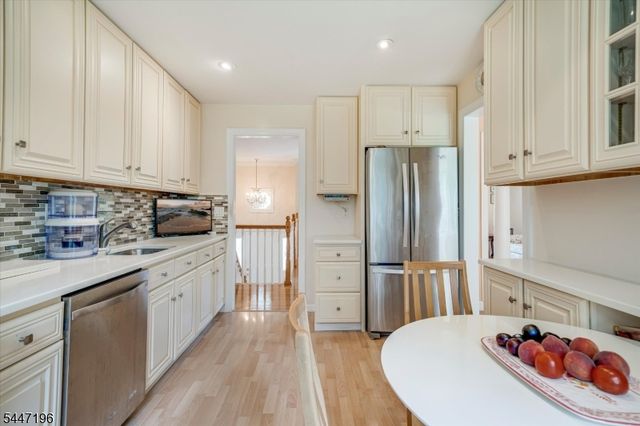 57 Robbins Ave, Berkeley Heights Twp., NJ 07922