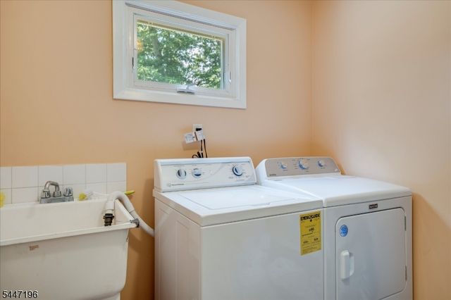 57 Robbins Ave, Berkeley Heights Twp., NJ 07922