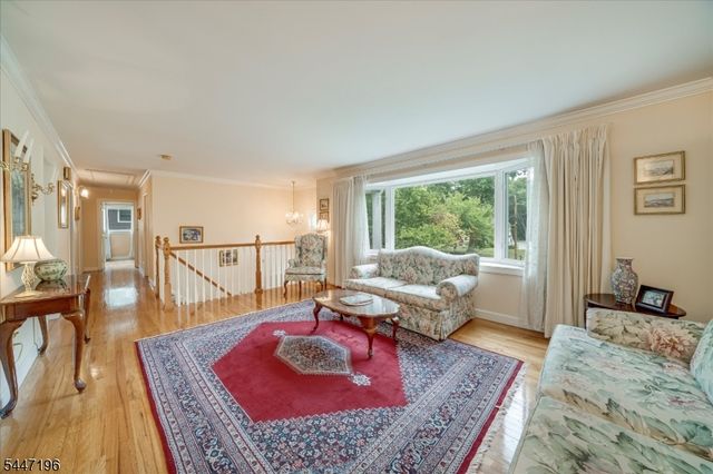 57 Robbins Ave, Berkeley Heights Twp., NJ 07922