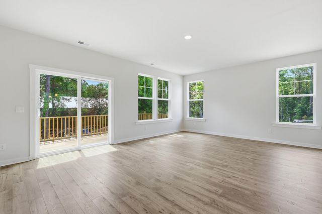 134 Fernbank Road Court, Johns Island, SC 29455