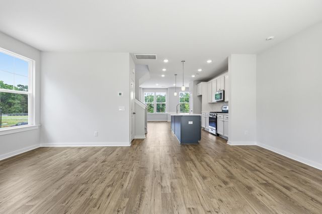 134 Fernbank Road Court, Johns Island, SC 29455