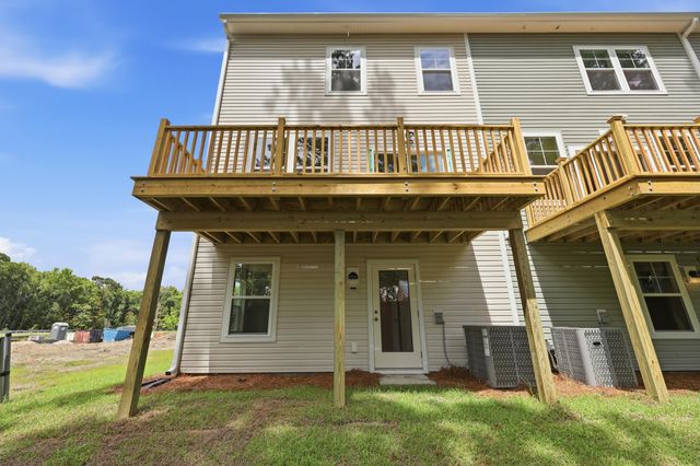 134 Fernbank Road Court, Johns Island, SC 29455