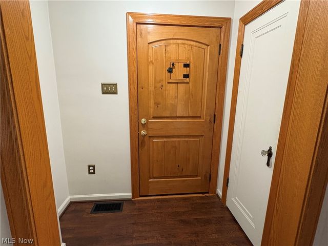 65240 Hillview Avenue, Bellaire, OH 43906