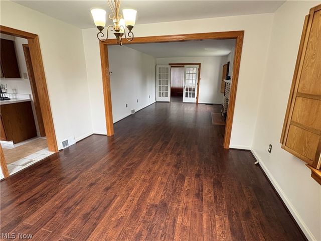 65240 Hillview Avenue, Bellaire, OH 43906