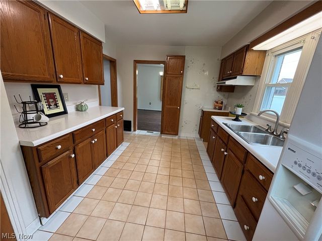 65240 Hillview Avenue, Bellaire, OH 43906