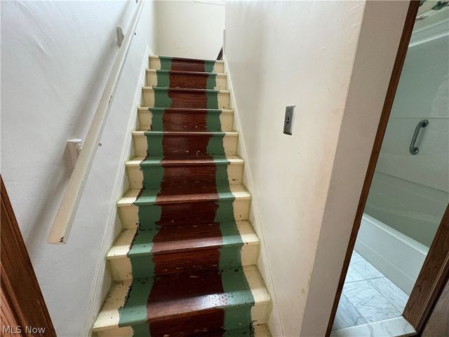 65240 Hillview Avenue, Bellaire, OH 43906