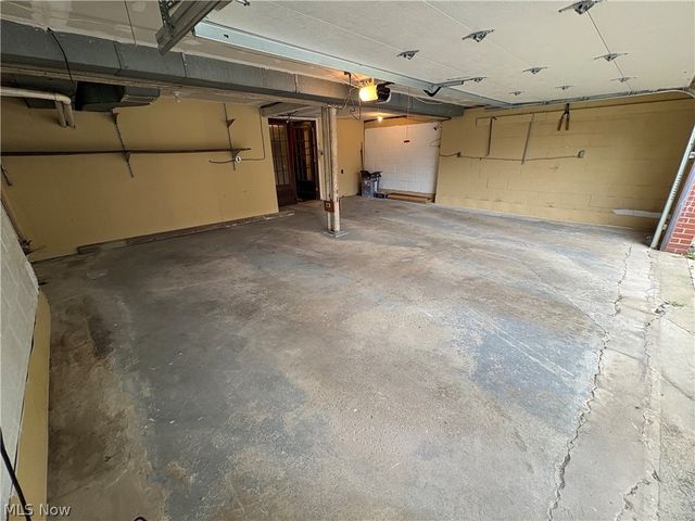 65240 Hillview Avenue, Bellaire, OH 43906
