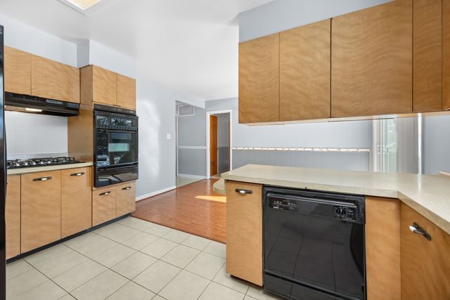 241 Pleasant Drive, Elk Grove Village, IL 60007