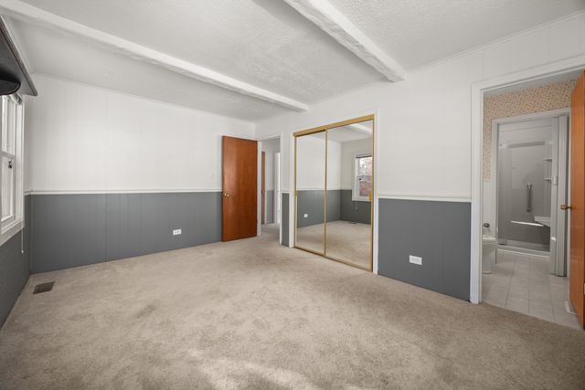 241 Pleasant Drive, Elk Grove Village, IL 60007