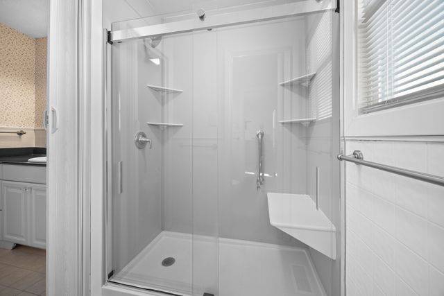 241 Pleasant Drive, Elk Grove Village, IL 60007