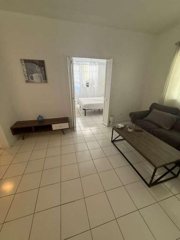 105 NE 16th Terrace, Fort Lauderdale, FL 33301