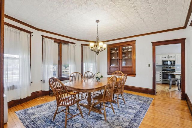 201 E 3rd Street, Waunakee, WI 53597
