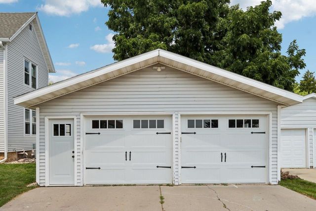 201 E 3rd Street, Waunakee, WI 53597