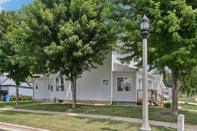 201 E 3rd Street, Waunakee, WI 53597