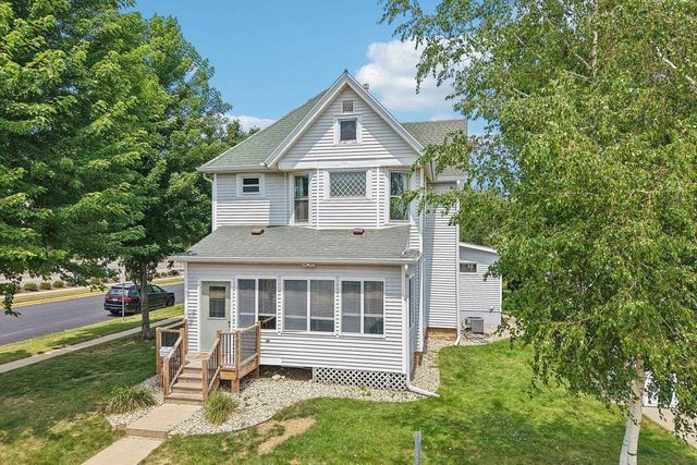 201 E 3rd Street, Waunakee, WI 53597