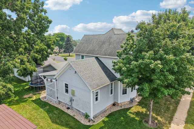 201 E 3rd Street, Waunakee, WI 53597
