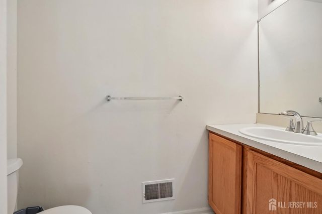 3 Longbrook Lane, Freehold, NJ 07728