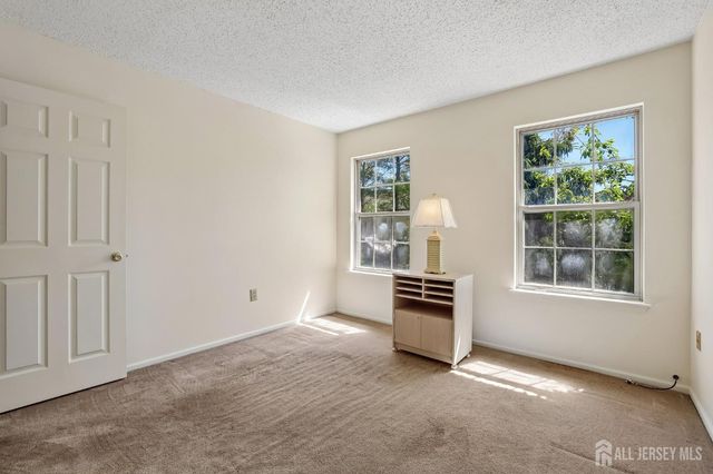 3 Longbrook Lane, Freehold, NJ 07728
