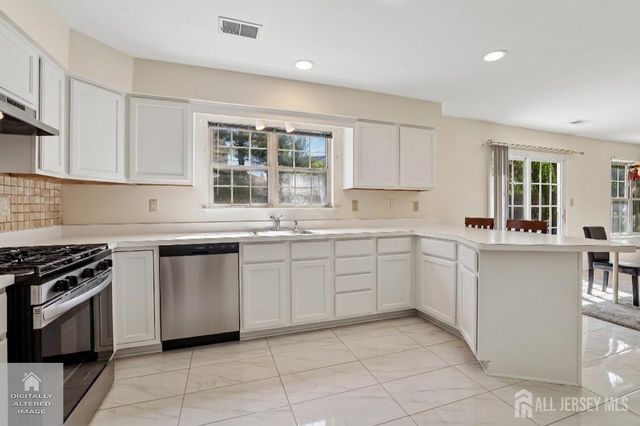 3 Longbrook Lane, Freehold, NJ 07728