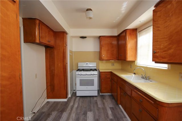 822 N Santa Anita .5, Arcadia, CA 91006