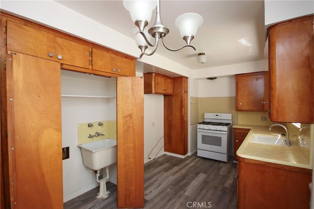 822 N Santa Anita .5, Arcadia, CA 91006