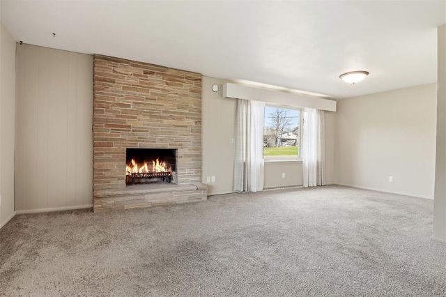 827 Park Ridge Drive, Eau Claire, WI 54703