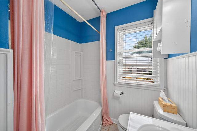 4806 Fremont Avenue N, Minneapolis, MN 55430