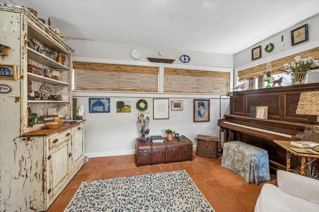 506 E Sixth Street, Brenham, TX 77833